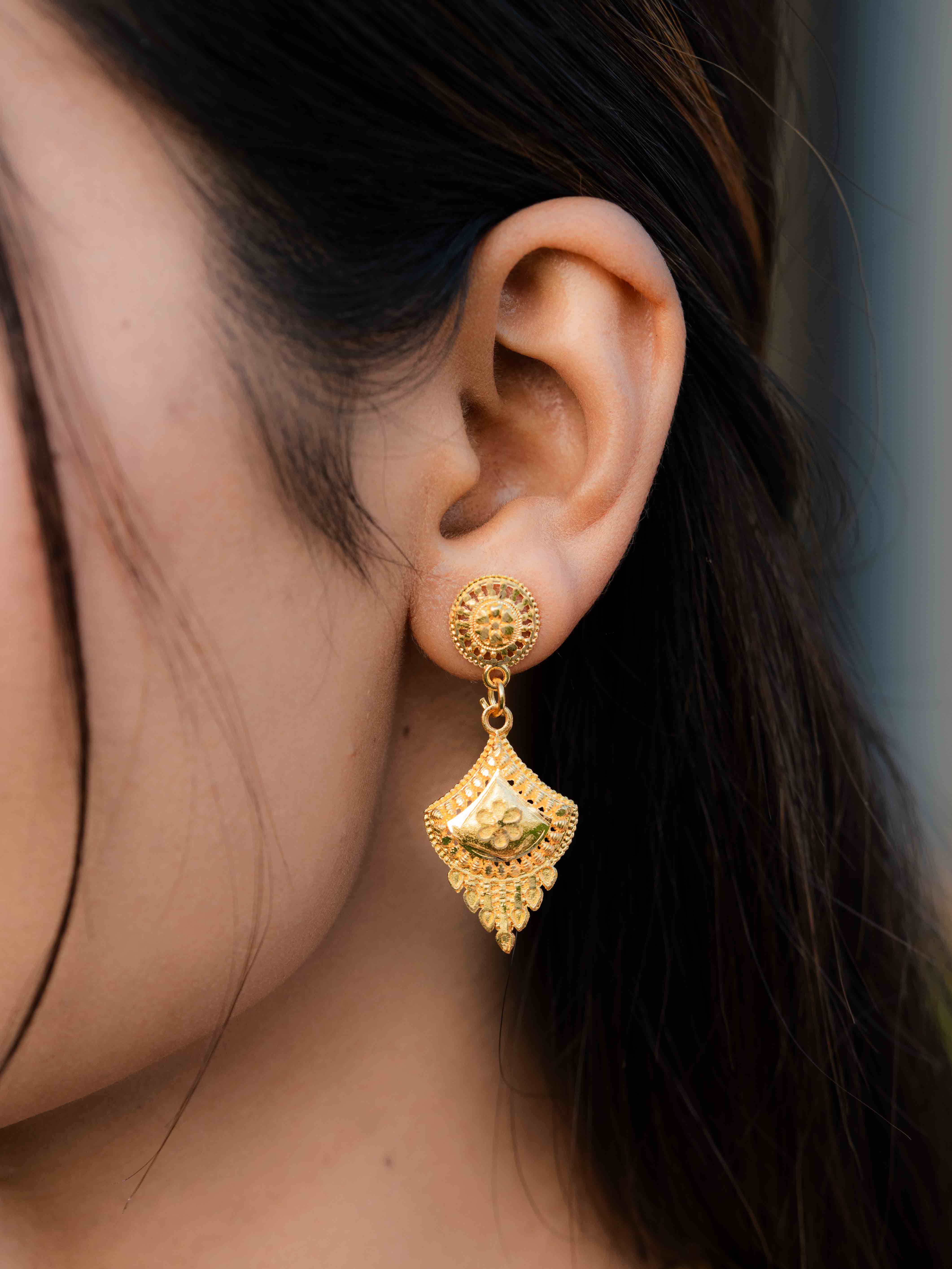 Saanvika Long Gold Necklace set - Image 4
